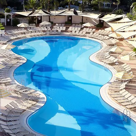 Grand Ideal Premium Hotel 3*