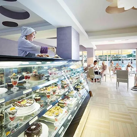 Grand Ideal Premium 酒店 马尔马里斯